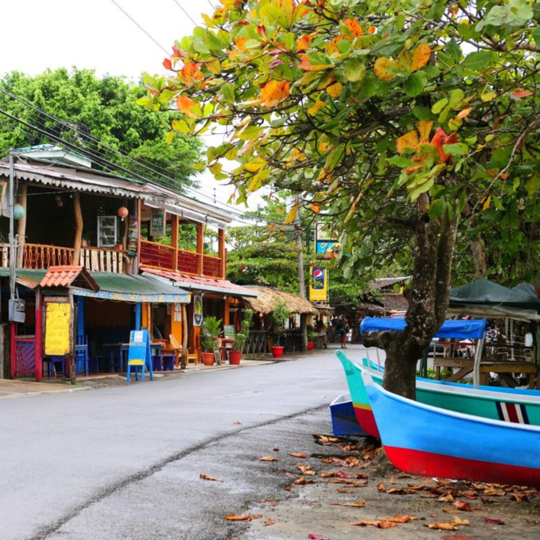 Puerto-viejo-town-caraibbean-villa-concierge-service-costa-rica Authentic Caribbean vibes in downtown Puerto Viejo.